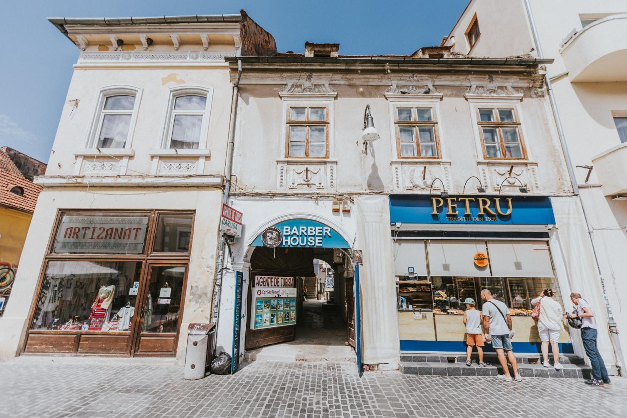 Locart -Cozy Downtown Apartment, Near Black Church With Free Wi-Fi Braşov Buitenkant foto
